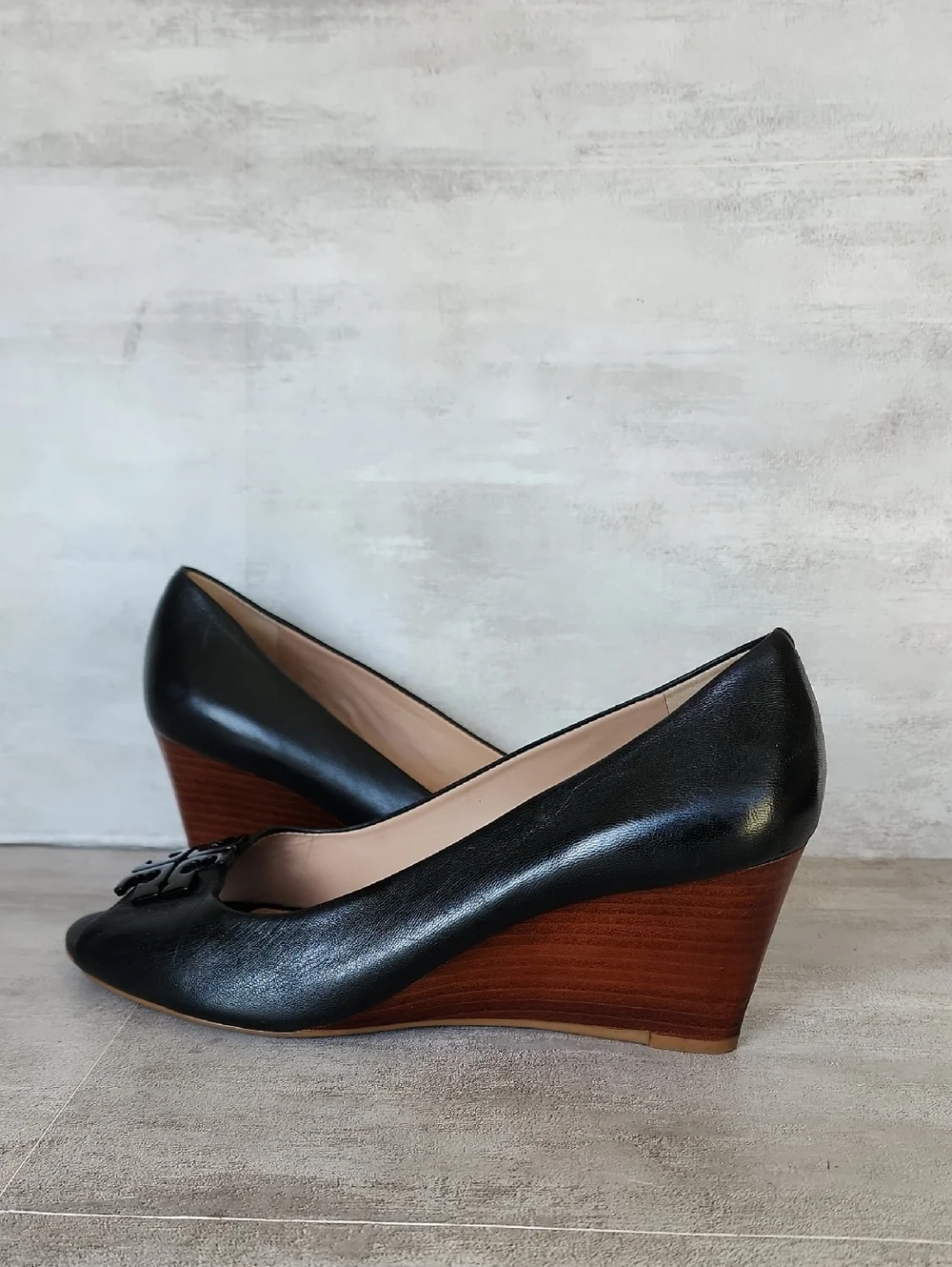 Tory Burch Black Lowell Peep Toe Wedge Pump Size 7.5